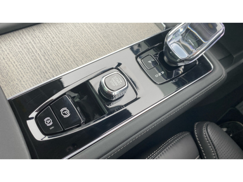 Volvo XC90 2.0 B5P Ultra Dark 5dr AWD Geartronic Petrol Estate